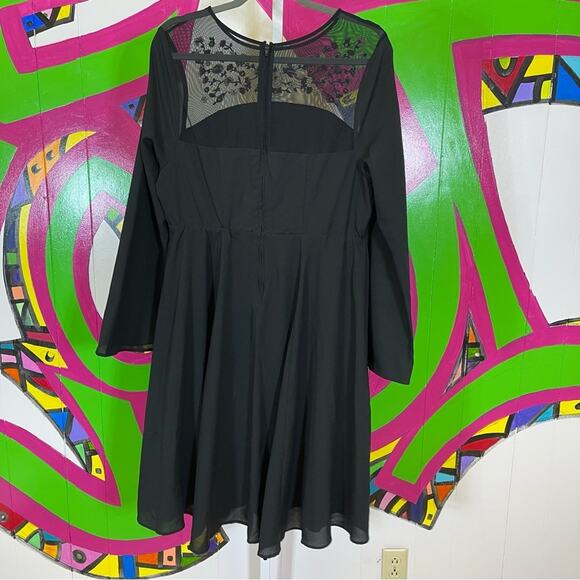 Torrid, Long Sleeve Sheer Embroidered Details Skater Dress. Size 12. - Picture 5 of 7
